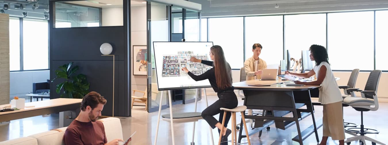 Microsoft Surface Hub 2 fördert die Zusammenarbeit.